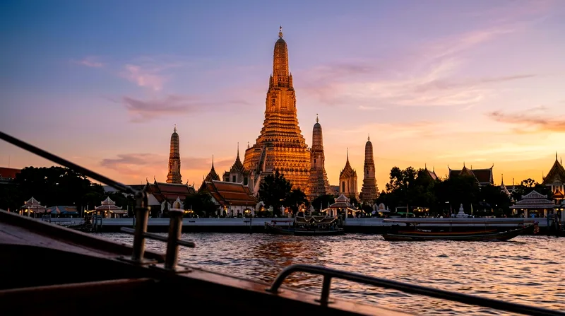 Wat Arun Tickets and Tours: How to Visit the Temple